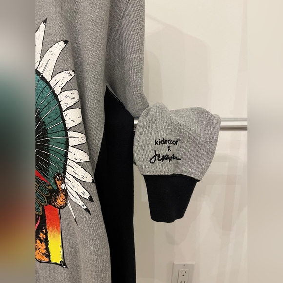 Original "KIDROBOT" sweatshirt, Size L - Picture 3 of 5